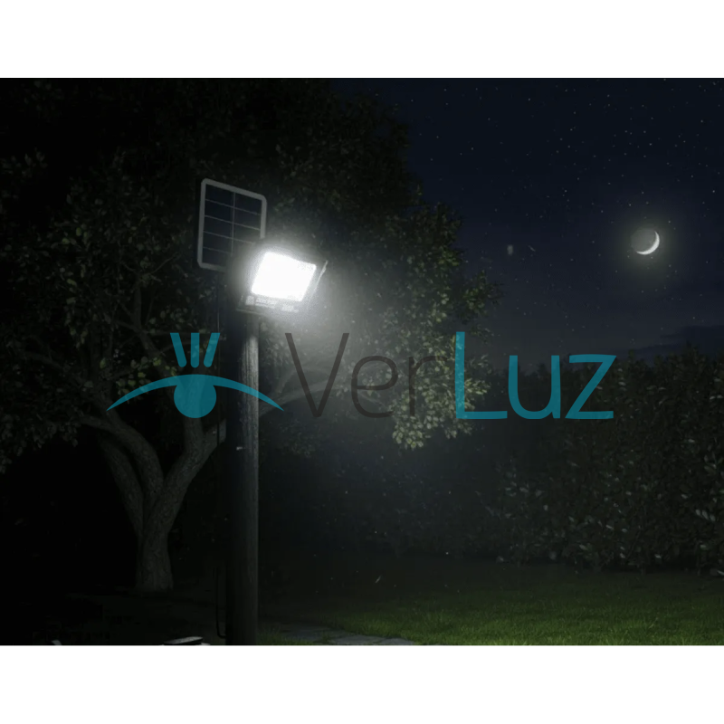 Foto_1_2_Comentario1_Foco_Proyector_LED_Solar_ECO_400w_VerLuz