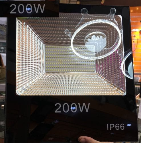 Proyector LED SMD 200 watt IP66 Frío 6.500 °K (1.800w) photo review