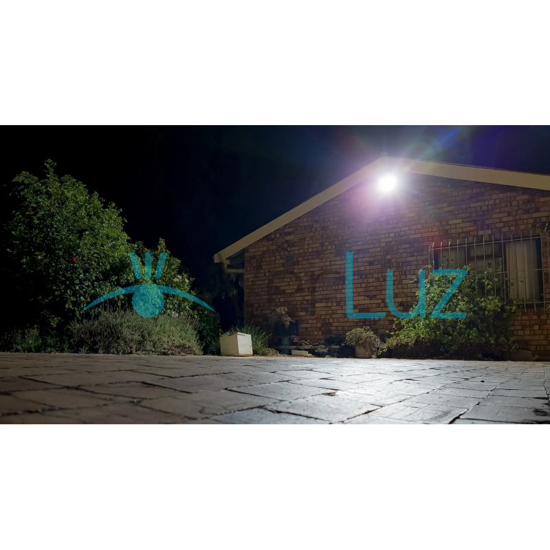 foto1_proyector led sec frio neutro 150w_VerLuz