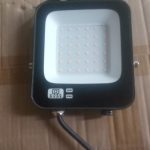 Proyector LED SMD 12 volt 24 volt 30 watt IP65 Frío (270w) photo review