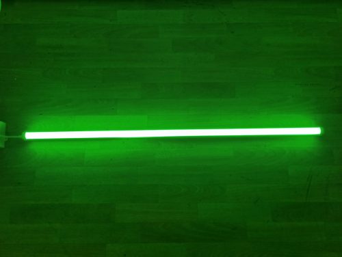 Tubo LED Color Verde T8 Con Base 18 watt 120 cm IP20 (160w) photo review